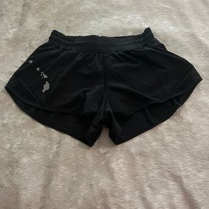 Lululemon Black Hottie Hot Shorts Size 6 (2.5 inseam)